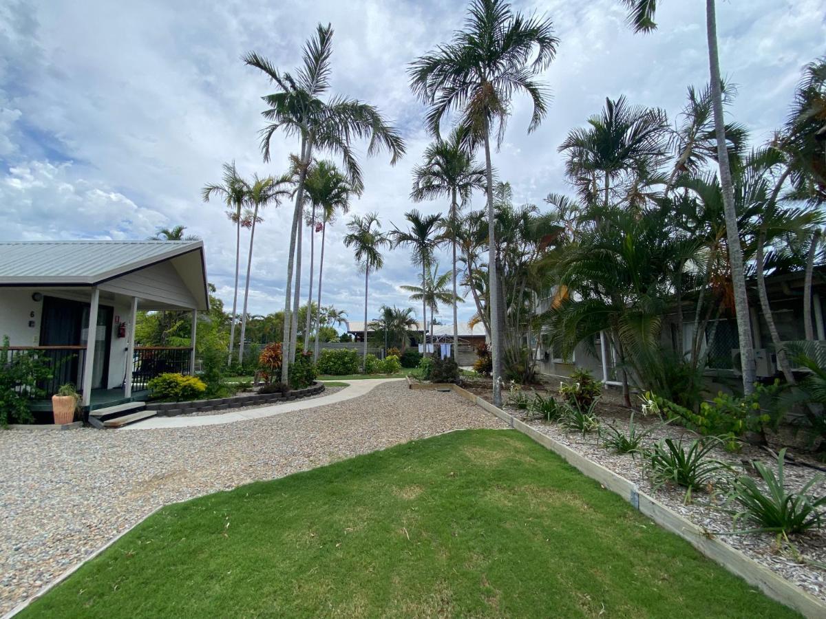 Palm View Holiday Apartments Bowen Eksteriør billede